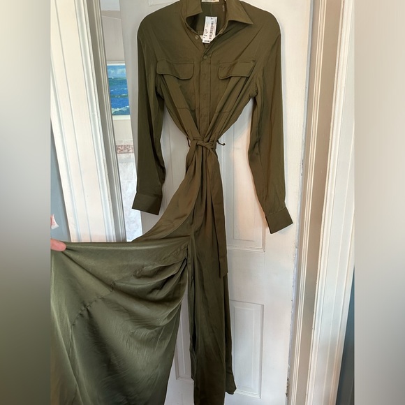NWT Green Wide Leg Jumpsuit - Picture 2 of 3